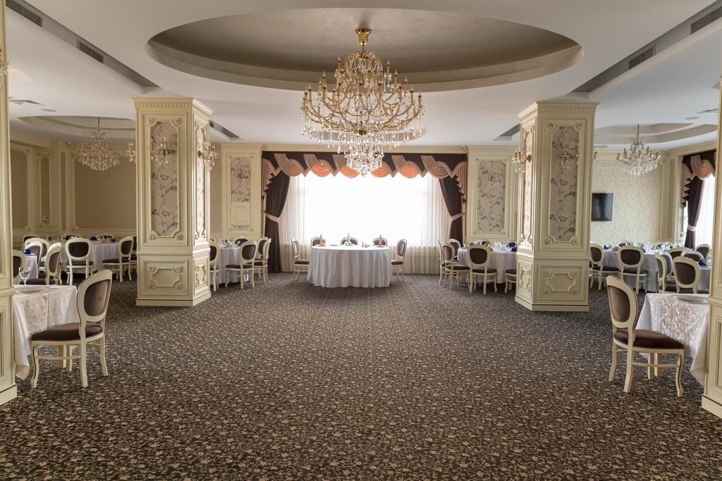 Hotel Giuliano Bragadiru Exteriör bild