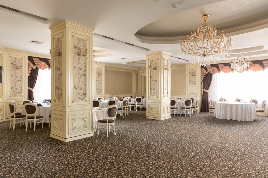 Hotel Giuliano Bragadiru Exteriör bild